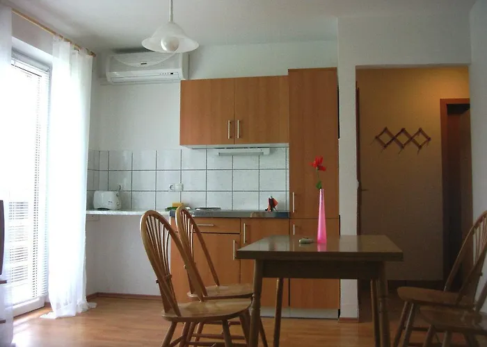 Maja アパート ブレッド